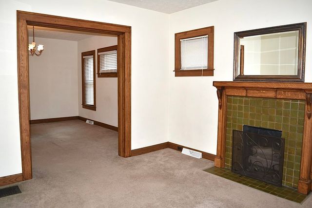 209 11th Avenue, Huntington, WV 25701