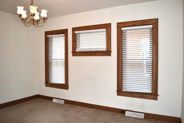 209 11th Avenue, Huntington, WV 25701