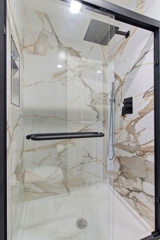 5223 E Hackberry Street, Springfield, MO 65809