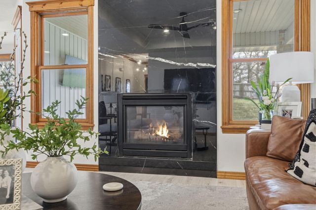 5223 E Hackberry Street, Springfield, MO 65809