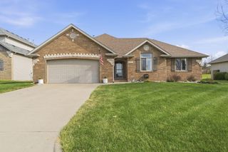 5223 E Hackberry Street, Springfield, MO 65809