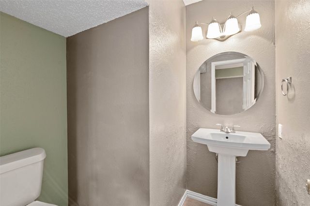 4327 Madera Road, Irving, TX 75038