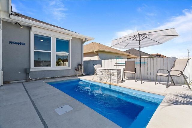 15814 Gypsy St, Corpus Christi, TX 78418