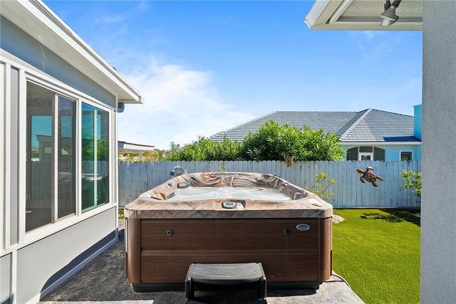 15814 Gypsy St, Corpus Christi, TX 78418