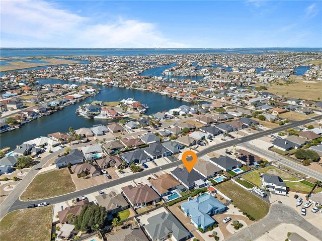 15814 Gypsy St, Corpus Christi, TX 78418