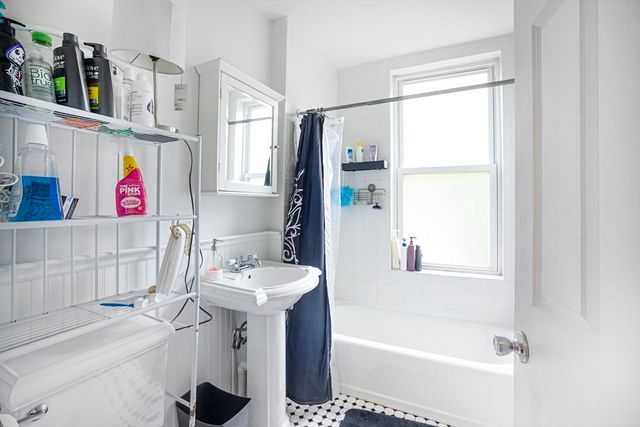 31 Worthington St., Boston, MA 02120