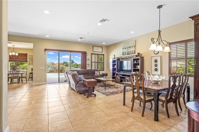 7621 Fieldstone Ranch Square, Vero Beach, FL 32967