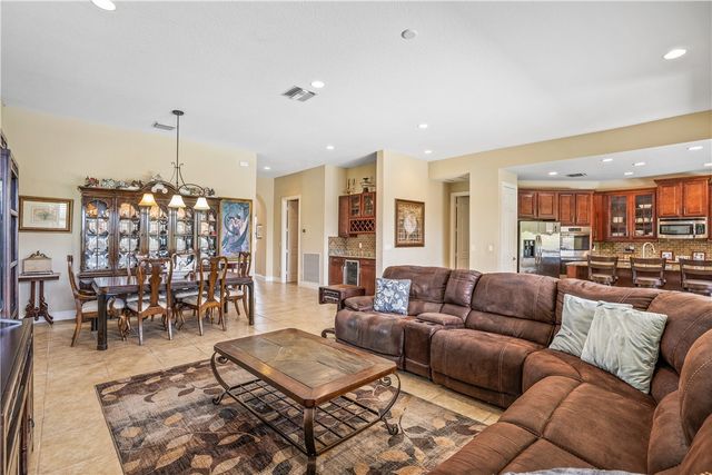 7621 Fieldstone Ranch Square, Vero Beach, FL 32967