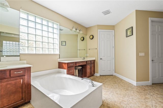 7621 Fieldstone Ranch Square, Vero Beach, FL 32967