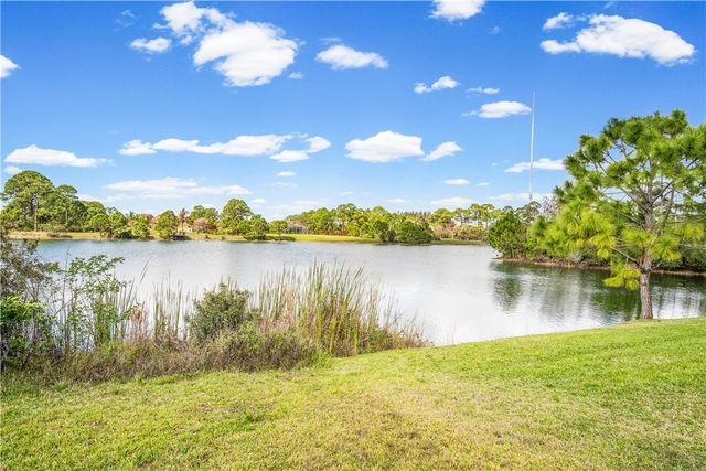 7621 Fieldstone Ranch Square, Vero Beach, FL 32967