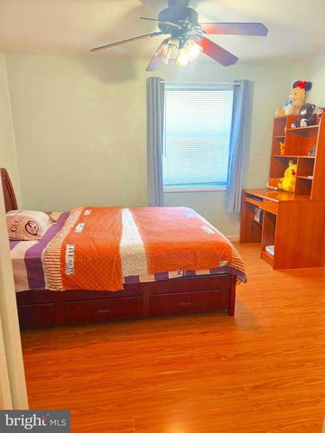 1874 GARTH RD, Philadelphia, PA 19116