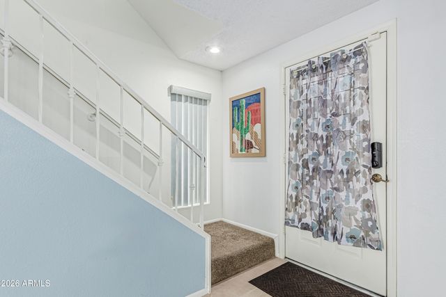 9426 S 43RD Place, Phoenix, AZ 85044