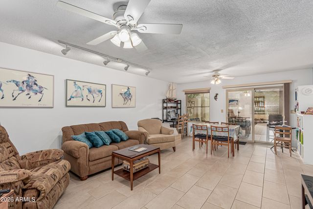 9426 S 43RD Place, Phoenix, AZ 85044