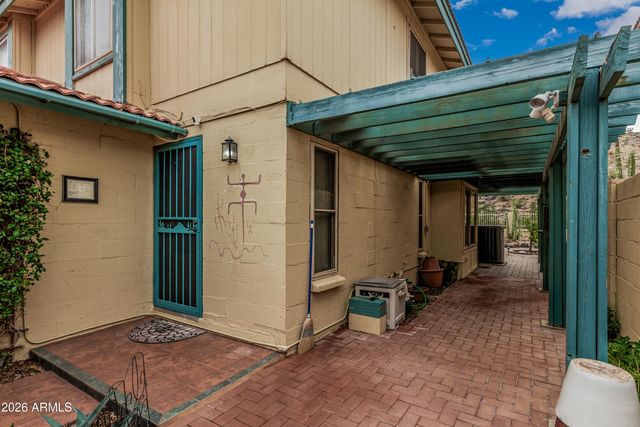 9426 S 43RD Place, Phoenix, AZ 85044