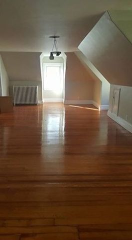 132 Thorndike Street 2, Brookline, MA 02446