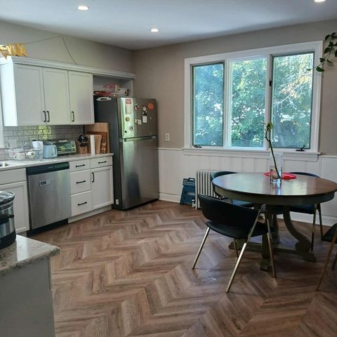 132 Thorndike Street 2, Brookline, MA 02446