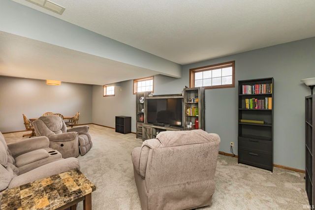 601 Jade Drive, Yorktown, IN 47396