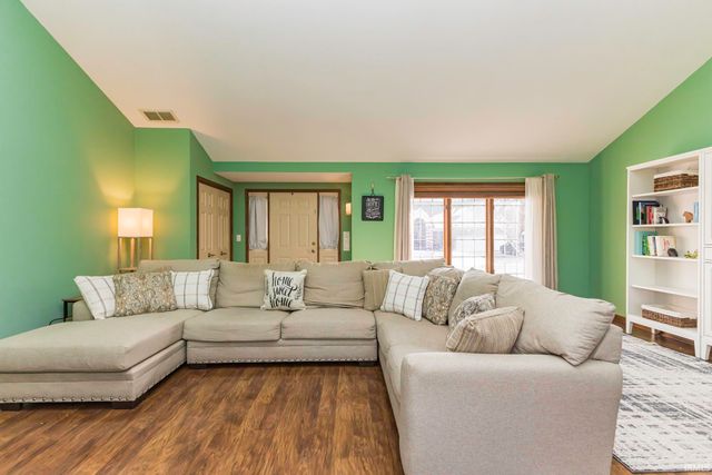 601 Jade Drive, Yorktown, IN 47396