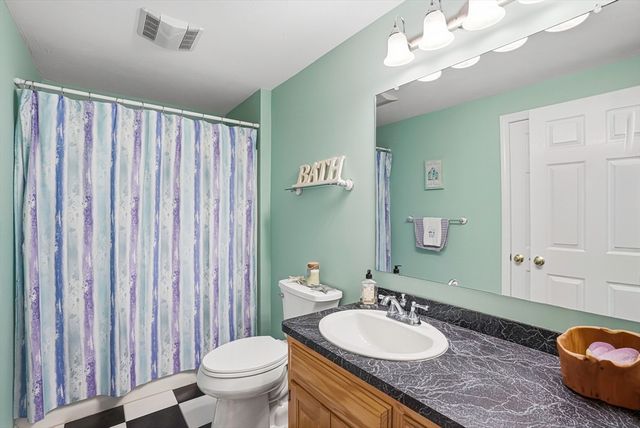 56 Nature View Drve 56, Uxbridge, MA 01569