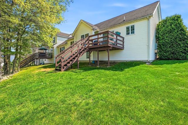 56 Nature View Drve 56, Uxbridge, MA 01569