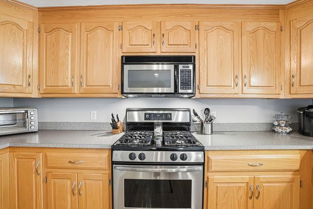 56 Nature View Drve 56, Uxbridge, MA 01569