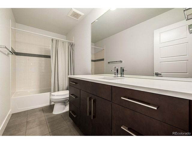 8565 E 50th Dr, Denver, CO 80238