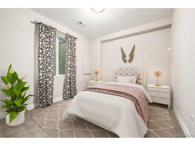 8565 E 50th Dr, Denver, CO 80238