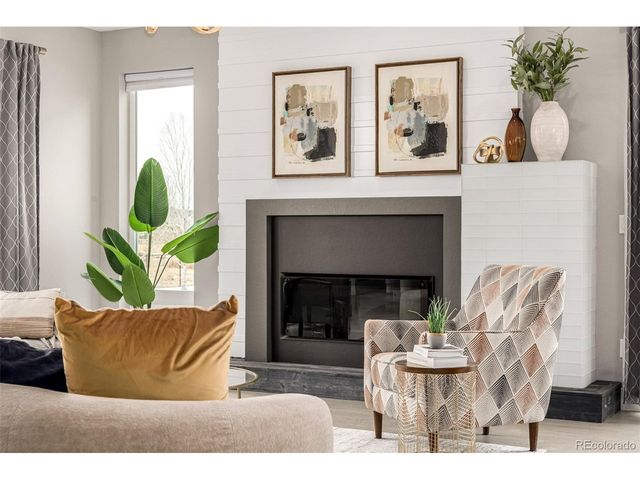 8565 E 50th Dr, Denver, CO 80238