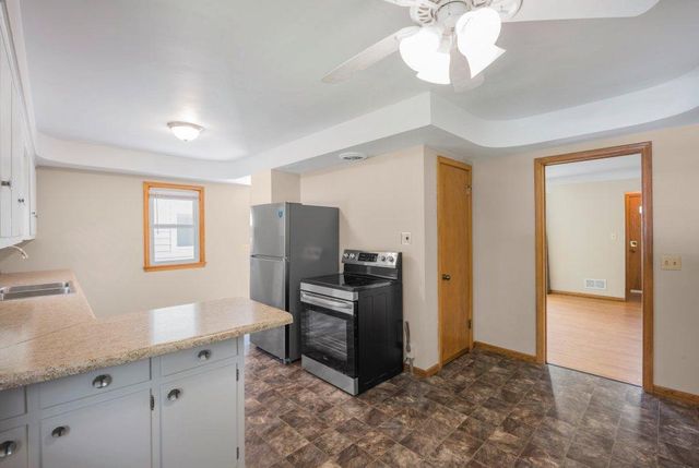 1140 Charlton Street, West Saint Paul, MN 55118