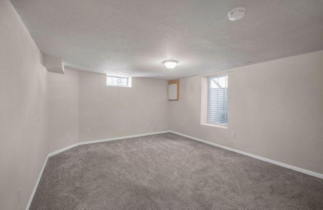 1140 Charlton Street, West Saint Paul, MN 55118