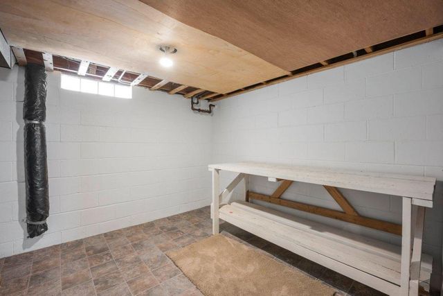 1140 Charlton Street, West Saint Paul, MN 55118