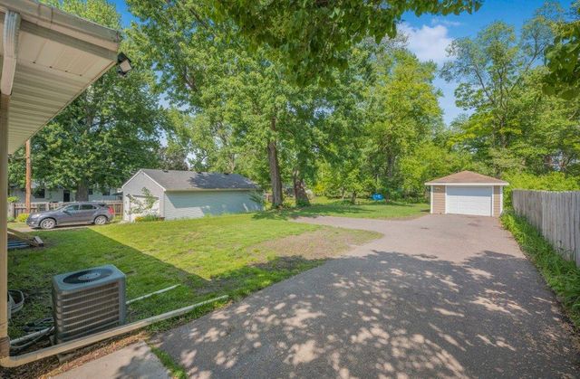 1140 Charlton Street, West Saint Paul, MN 55118