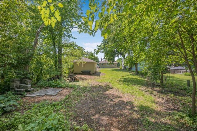 1140 Charlton Street, West Saint Paul, MN 55118