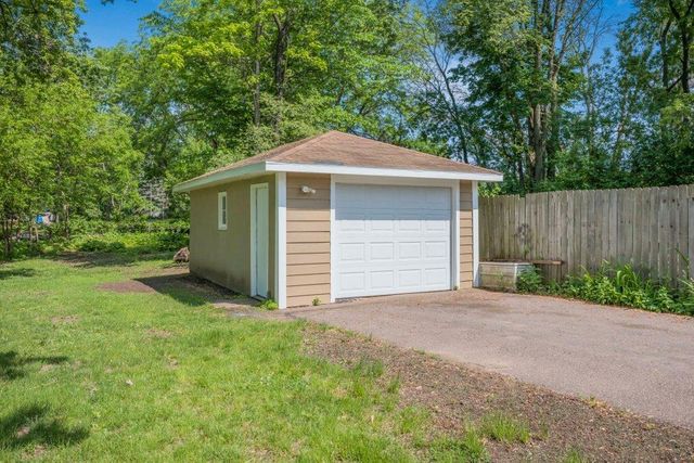1140 Charlton Street, West Saint Paul, MN 55118