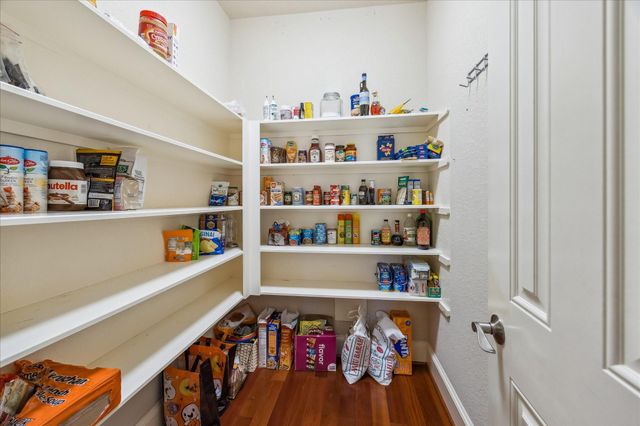 4802 Shadow Grass Drive, Katy, TX 77493