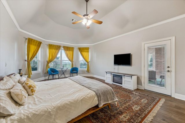 4802 Shadow Grass Drive, Katy, TX 77493