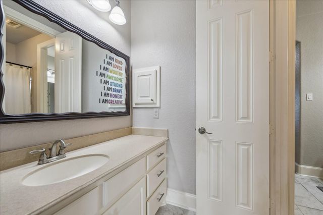 4802 Shadow Grass Drive, Katy, TX 77493