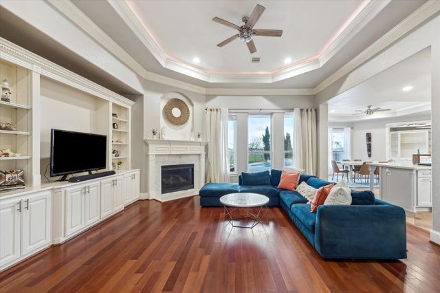 4802 Shadow Grass Drive, Katy, TX 77493