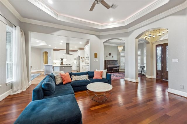 4802 Shadow Grass Drive, Katy, TX 77493