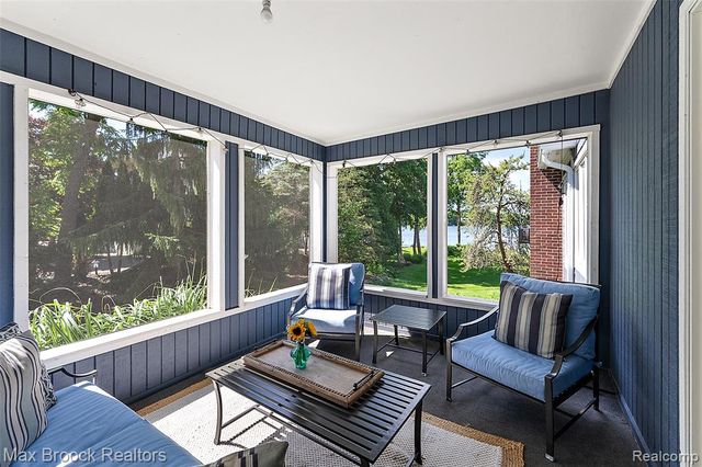 4875 Old Orchard Trail, Orchard Lake, MI 48324