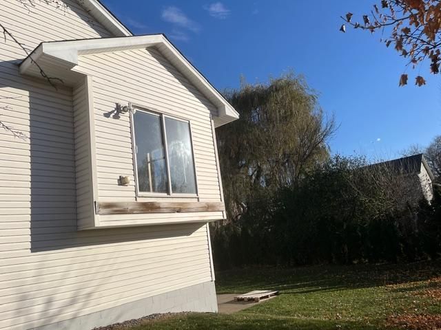 806 103rd Avenue NE, Blaine, MN 55434