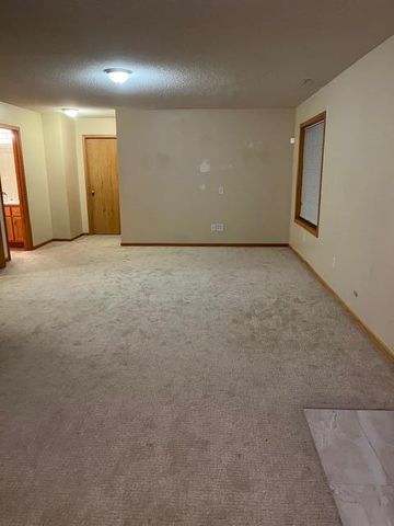 806 103rd Avenue NE, Blaine, MN 55434