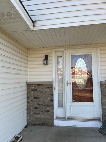 806 103rd Avenue NE, Blaine, MN 55434