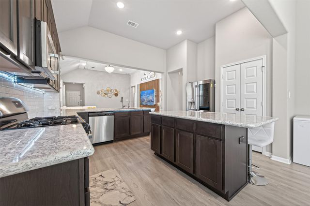 22409 Kinley Street, New Caney, TX 77357