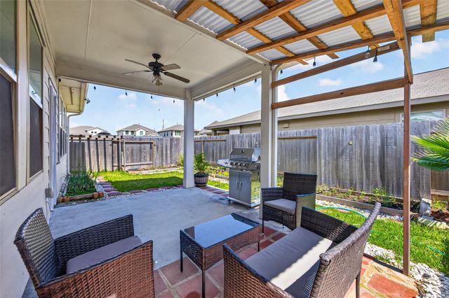 22409 Kinley Street, New Caney, TX 77357