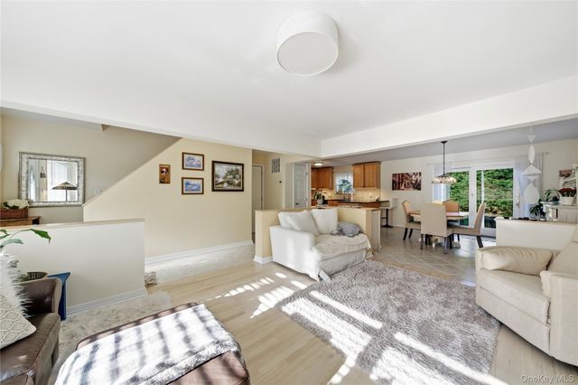695 Higbie Lane, West Islip, NY 11795