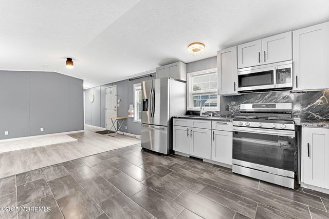 813 North Street, Jackson, NJ 08527