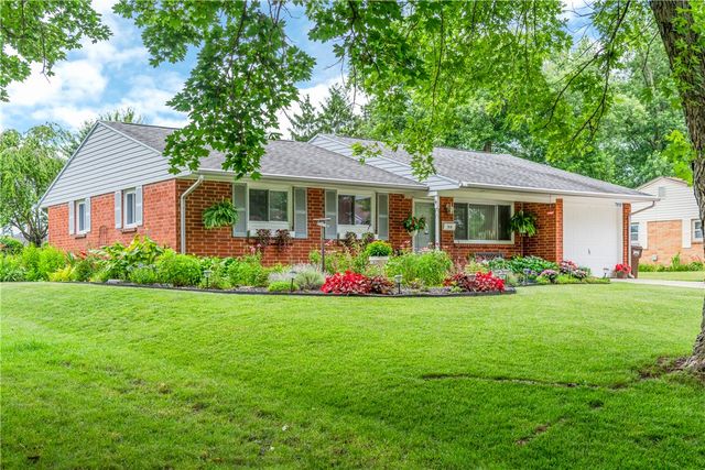 7918 Washington Park Drive, Miamisburg, OH 45459