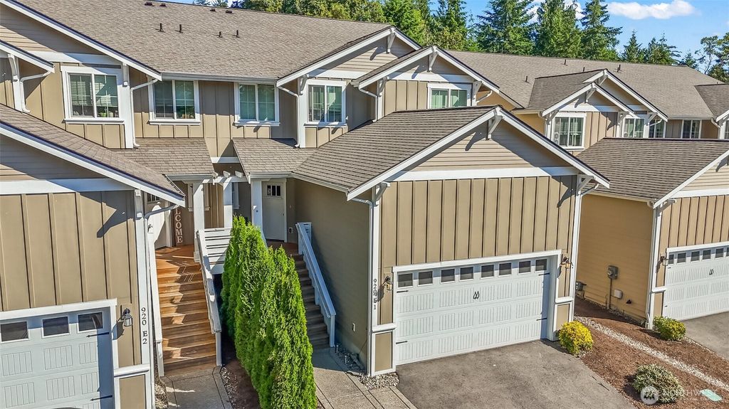 920 E Old Ranch Road #E1, Allyn, WA 98524