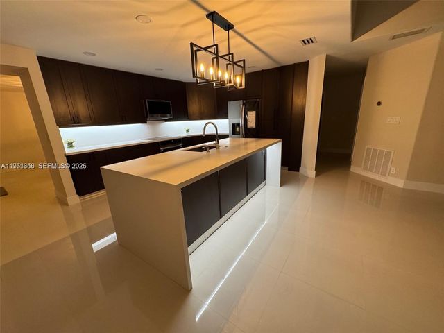 20160 NW 9th Dr, Pembroke Pines, FL 33029